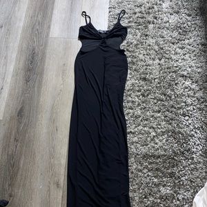 PRETTYLITTLE THING Cut-out Maxi Dress